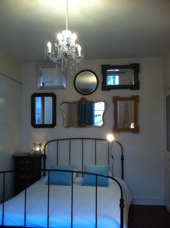 XL Room with Private Bathroom
